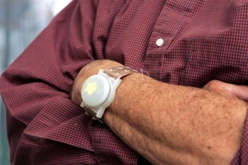 GPS Tracking Devices for Alzheimer's Patients